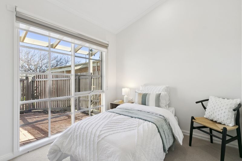 Freshly Renovated Unit with Private Courtyard Retreat