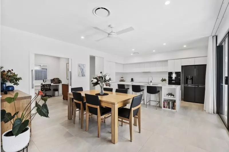 Site 446 - Established Special