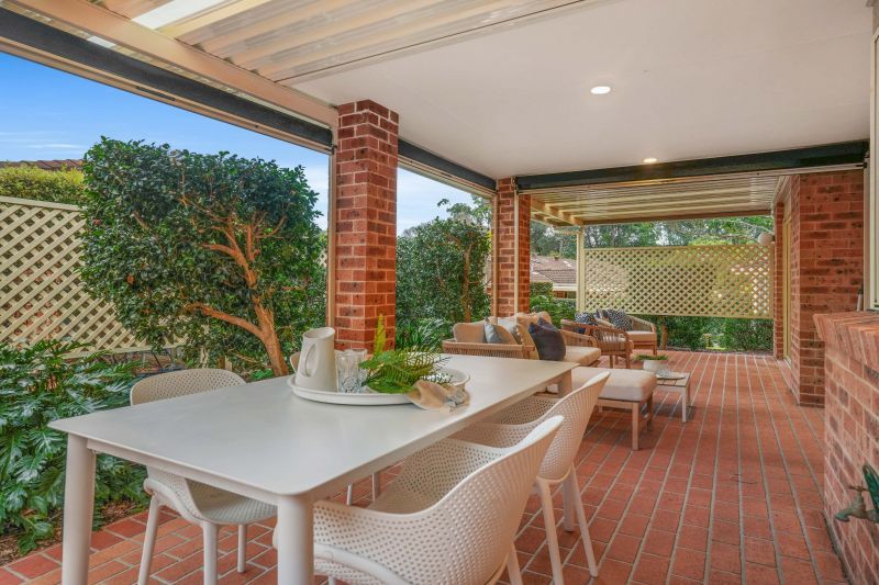 Lovely light-filled villa with all the comforts you need