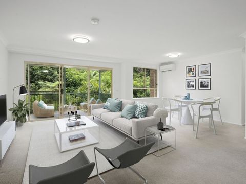 Peaceful north-easterly 2-bedroom residence embraced by greenery