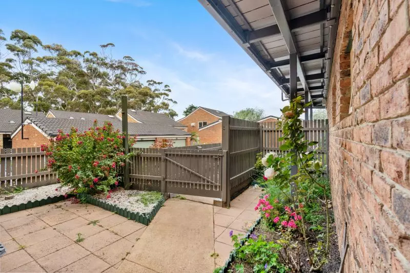 DEPOSIT TAKEN - Ground floor unit with bay views!