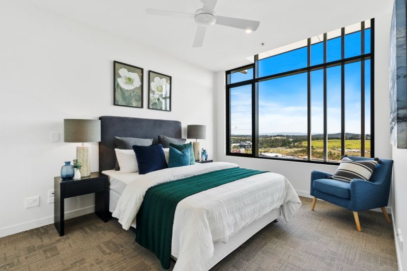 Light-filled one-bedroom apartment