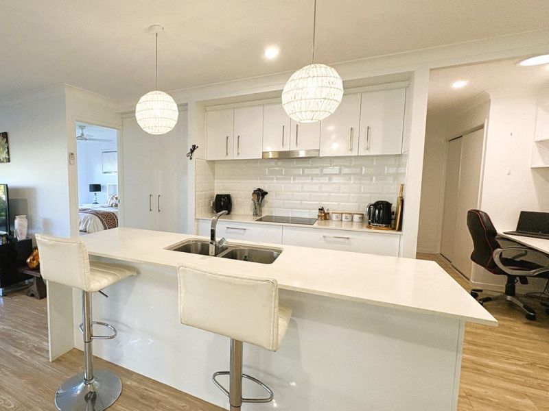 Beautiful Home Ready To Go