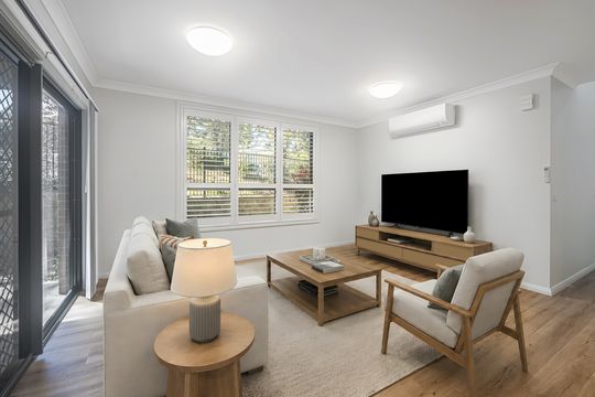 Coastal charm with flexible living and tranquil surrounds