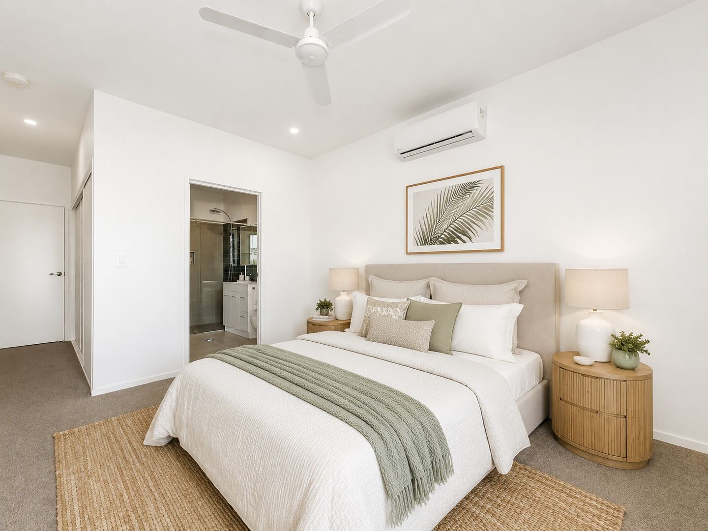 Large 3-Bedroom Villa with 2 Car Parking
