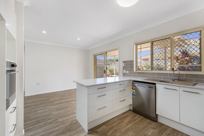 Sunny Two Bedroom, South Facing Villa