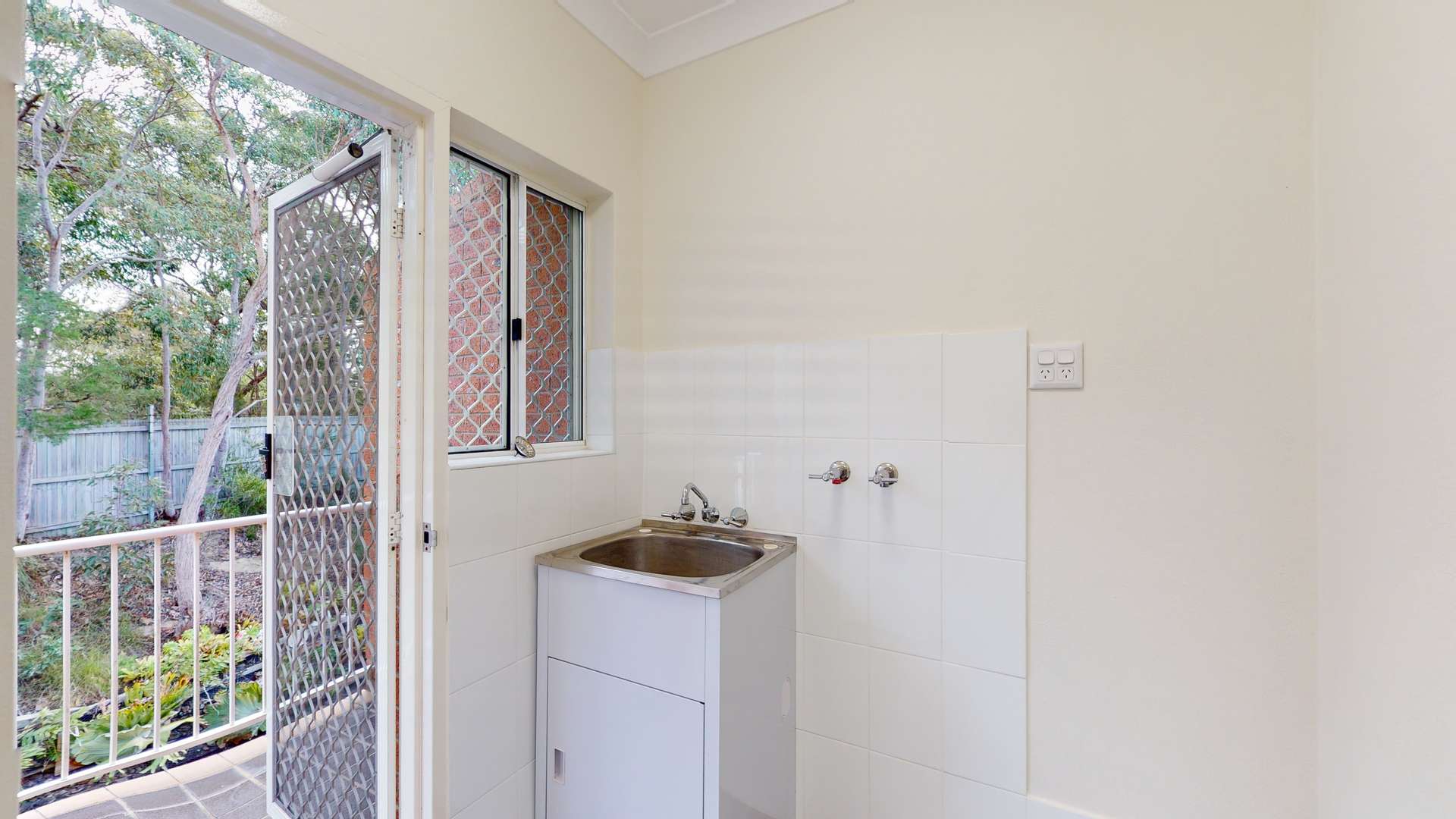 Newly refurbished two bedroom units at RFBI Lake Haven Masonic Retirement Village available now