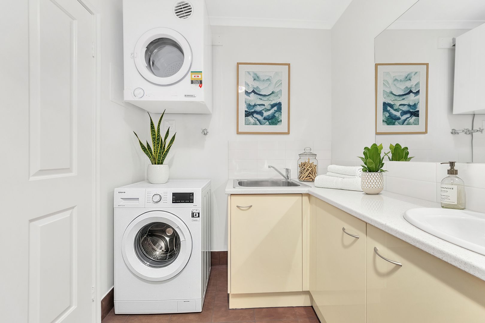 112/800 Kings Road, The Lakes Estate, Taylors Lakes