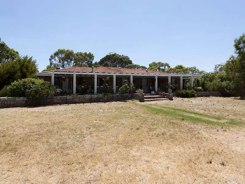 PLENTY OF SPACE FIVE BEDROOMS AND ACERAGE