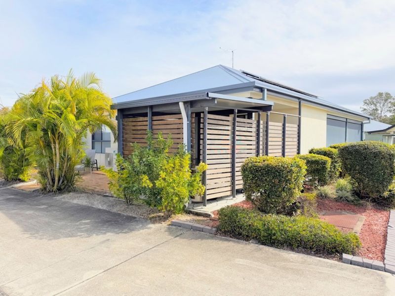 2-street access & Extra Yard & Office