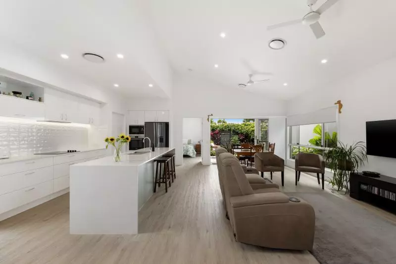 Site 231 - Established Avoca