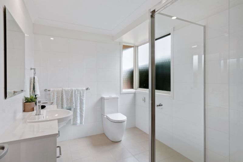 Sought after villa overlooking parklands