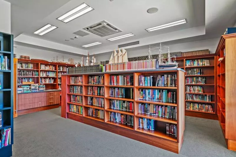 Centrally located villa with easy walk to all village facilities.