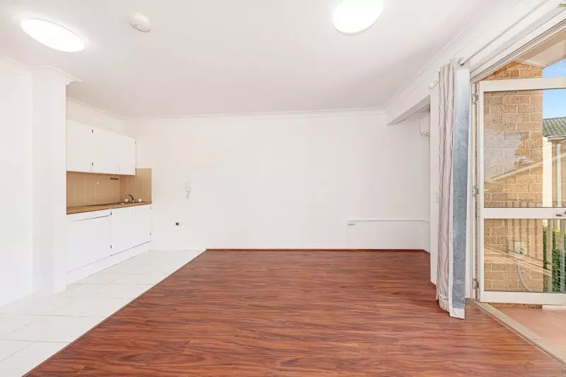 Fully Renovated Studio Apartment -balcony and views