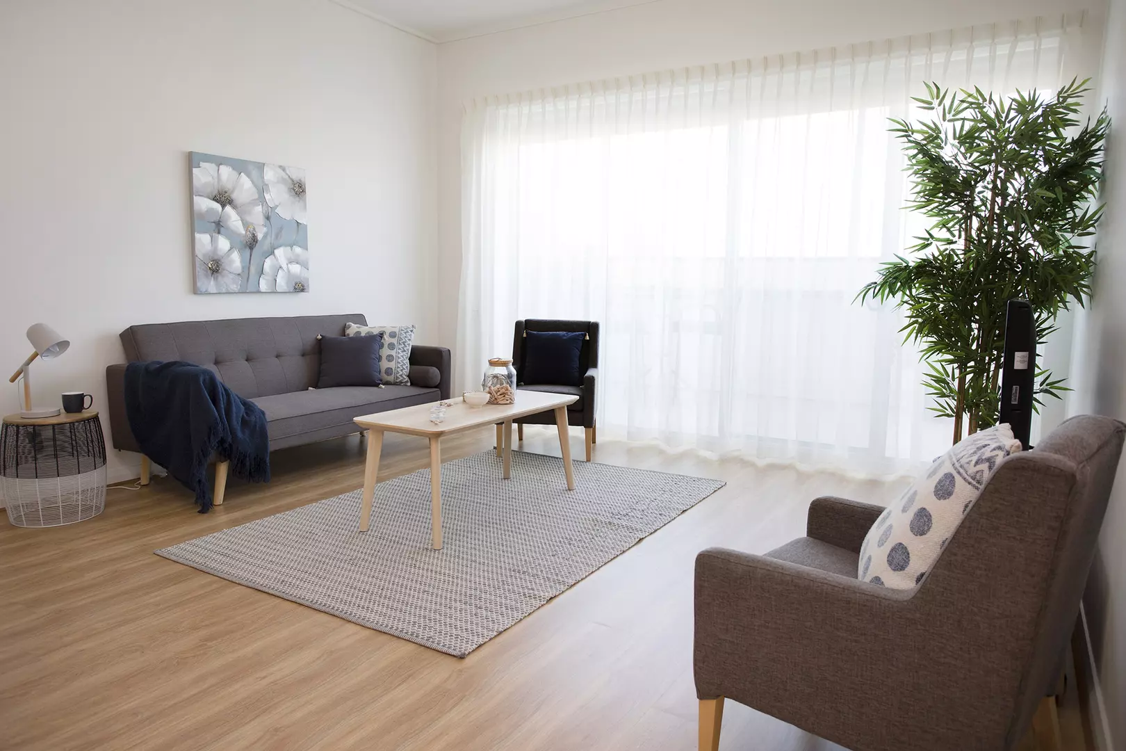 Level 3 Apartment with Spectacular Adelaide Hills Views