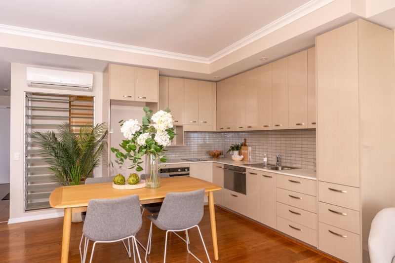 Blending Relaxation & Sophistication with city views to match!