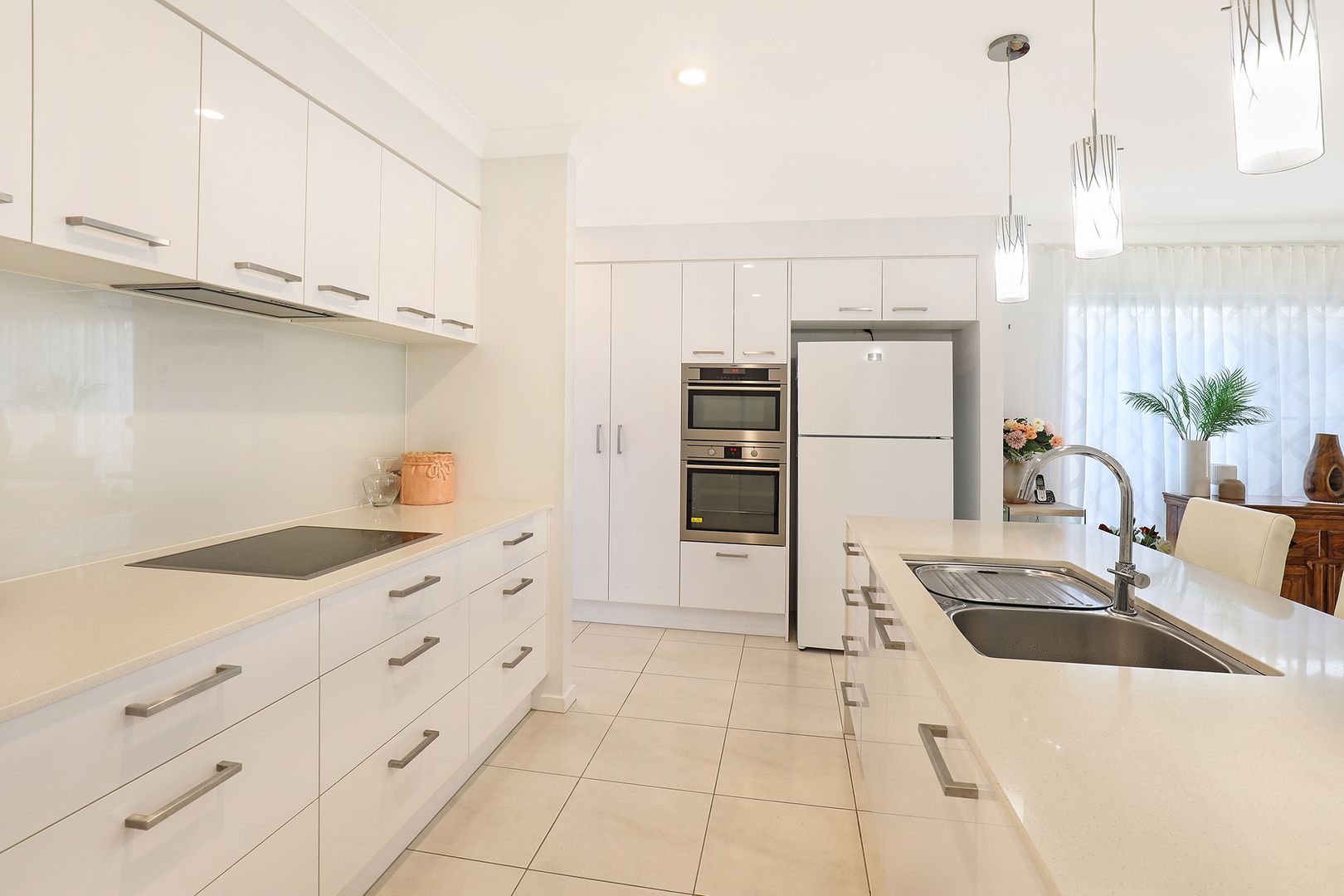 Contemporary Comfort Meets Effortless Living!