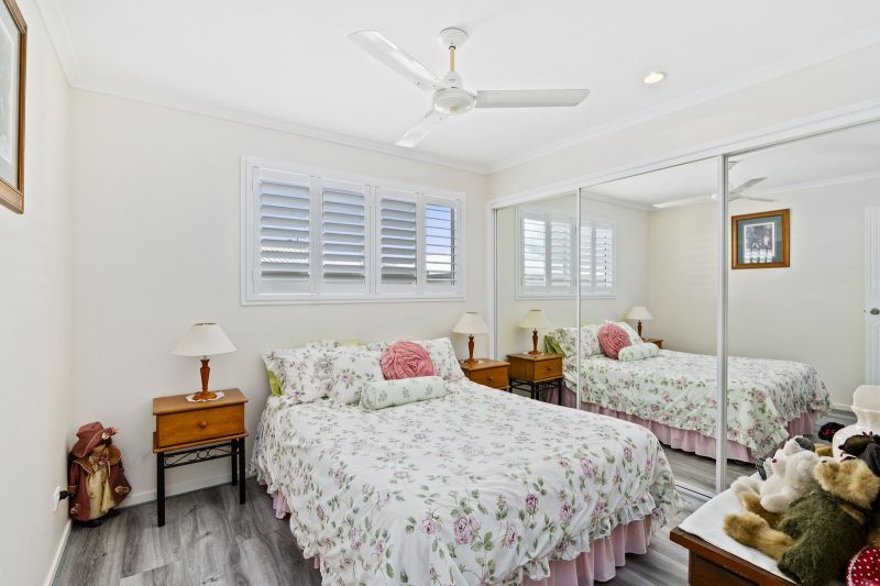 Spacious Country-Style Charm!