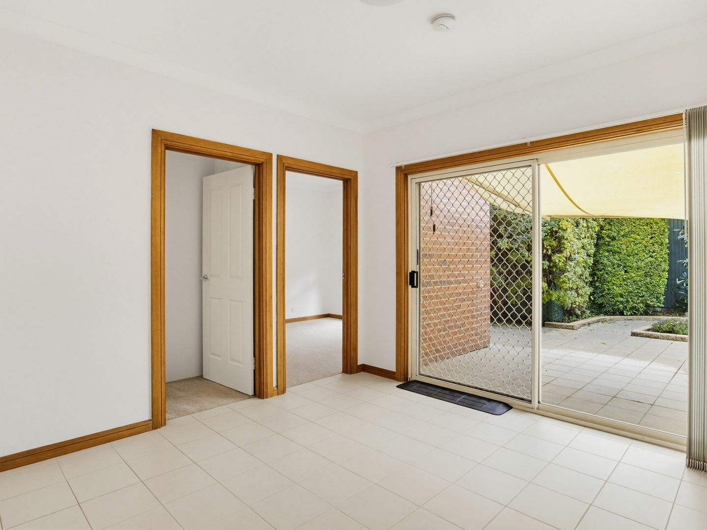 3/5 Cornish Street