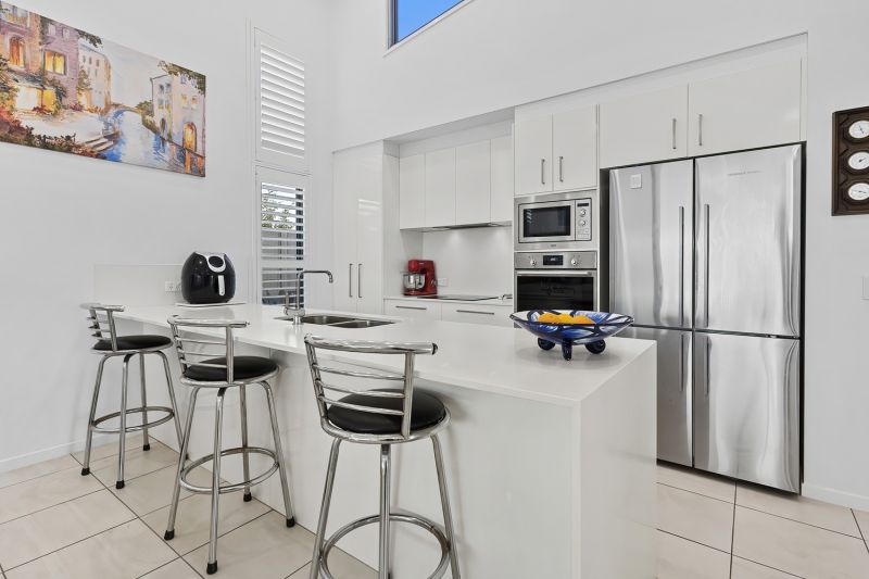 Modern Comfort, Lifestyle & Community