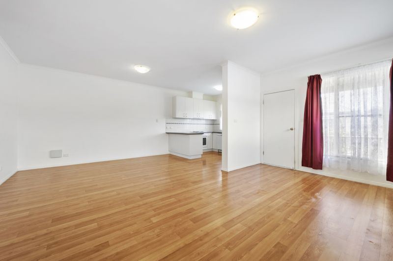 Newly Renovated- Cosy 2 Bedroom Home