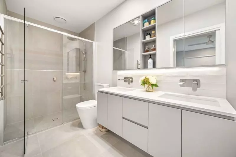 Prime Clubhouse position, perfectly designed