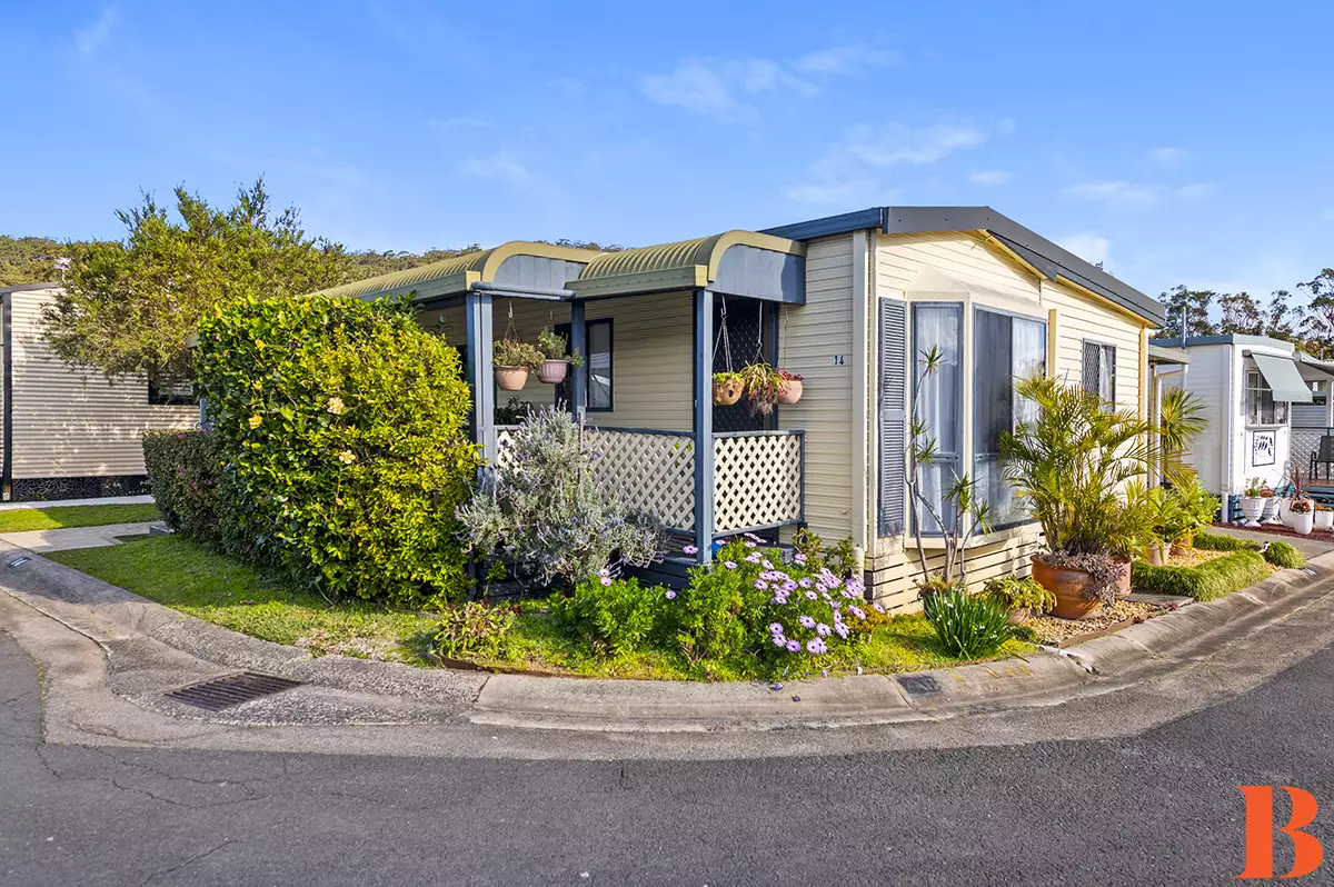 UNDER CONTRACT/DEPOSIT TAKEN - Full Length Veranda - Sunny, Northerly aspect 