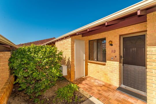 Charming villa with endless potential in a sought-after setting