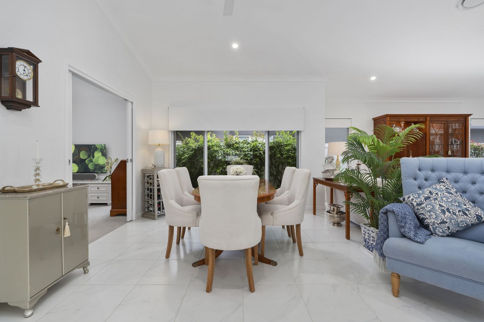 65 Huntington at Beachmere Bay