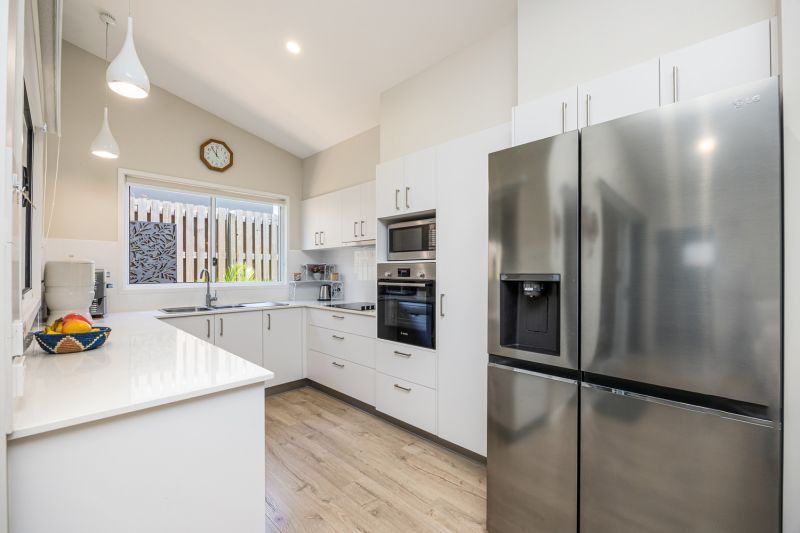 Simplicity, Comfort & Modern Alfresco Living