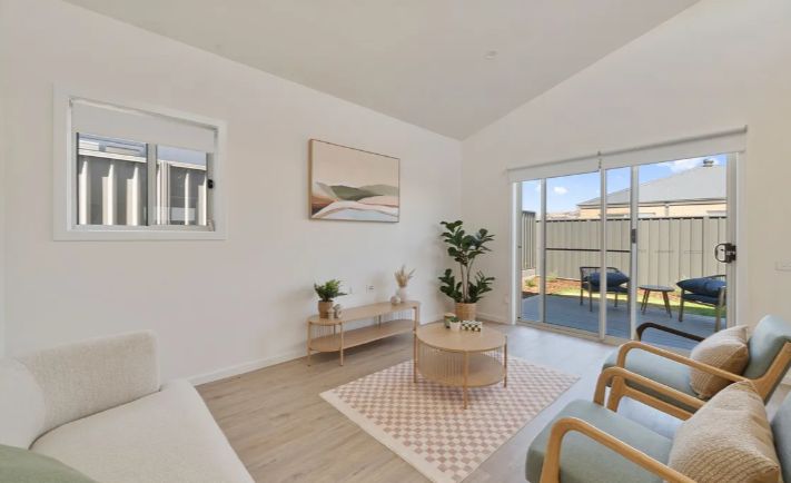 Modern 2 bed home with natural light