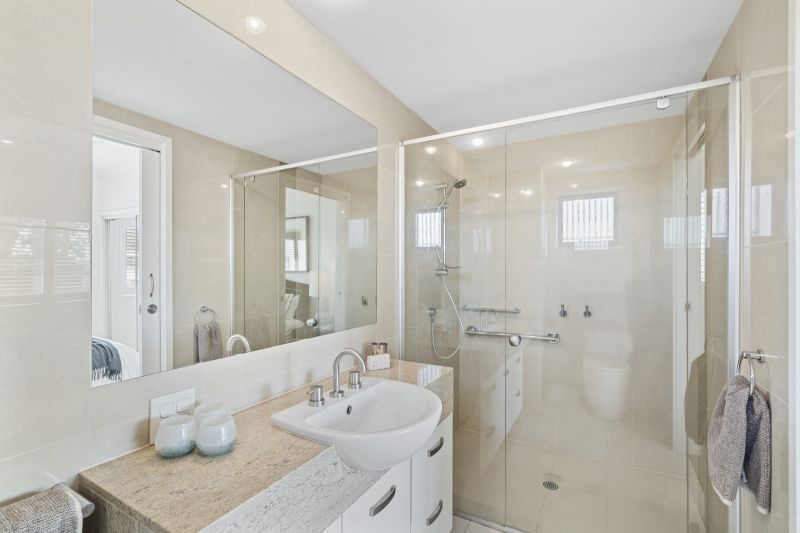 Contemporary two-bedroom apartment