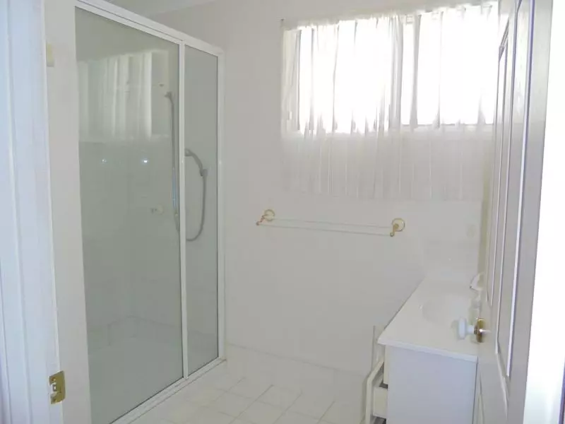 Lime Tree Village - Site 74a