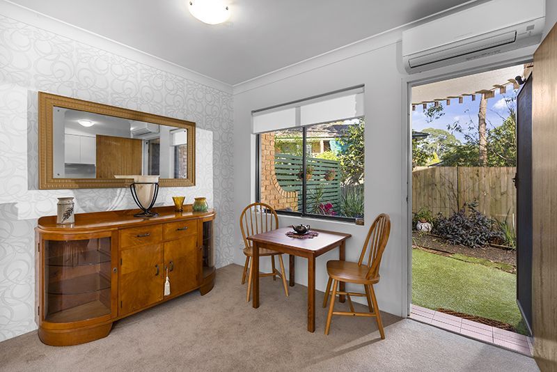 Beautifully presented two bedroom unit nestled in the centre of the village with large rear courtyard.