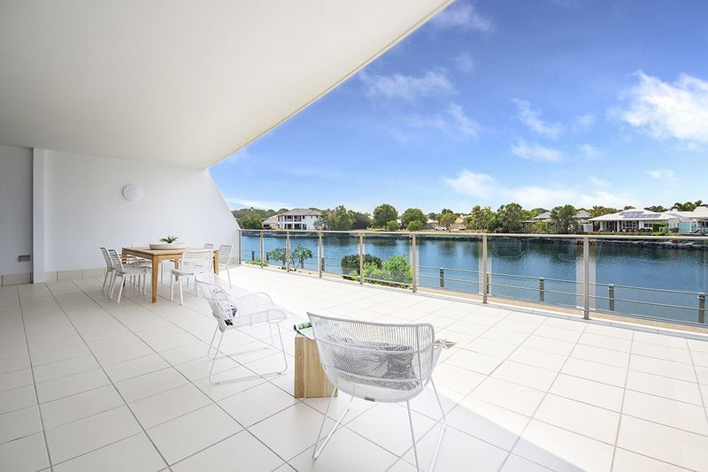 Apt 154 - Aquamarine - Living Choice Twin Waters