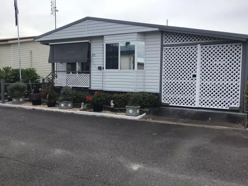 Sunstrip Village - Site 77