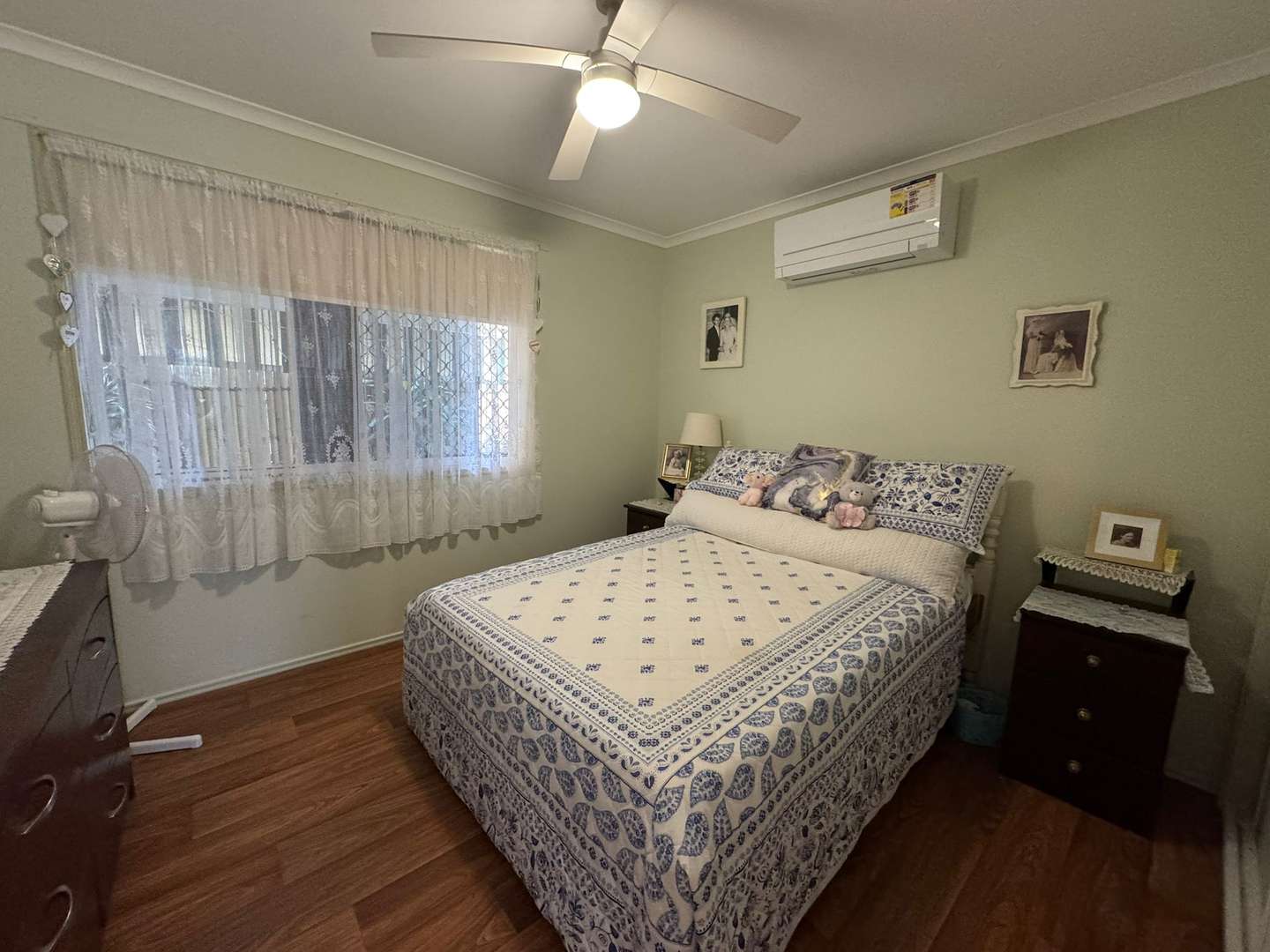 Over 50's Gated Community - Light & Bright & a Beautiful Outdoor entertaining area.