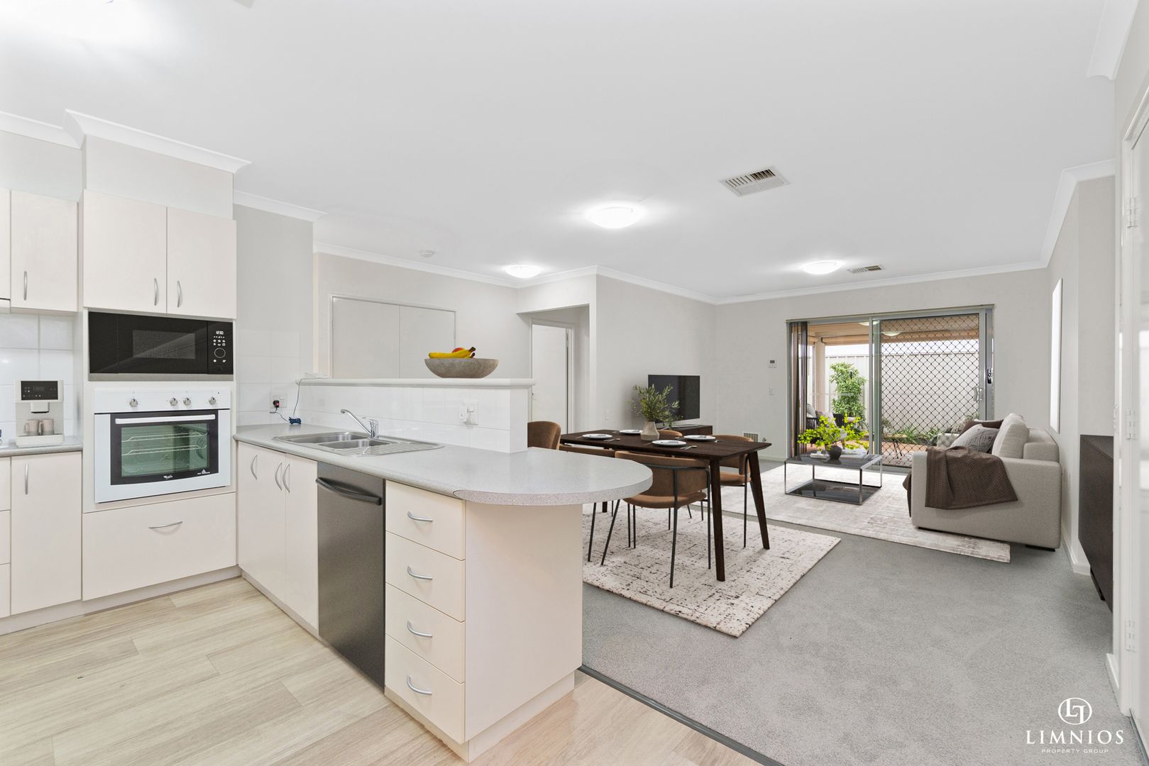 Stylish Two-Bedroom Villa with Clubhouse and Pool Access