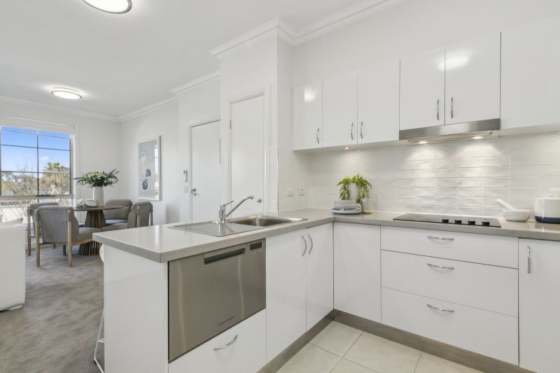 Spacious and bright two-bedroom apartment