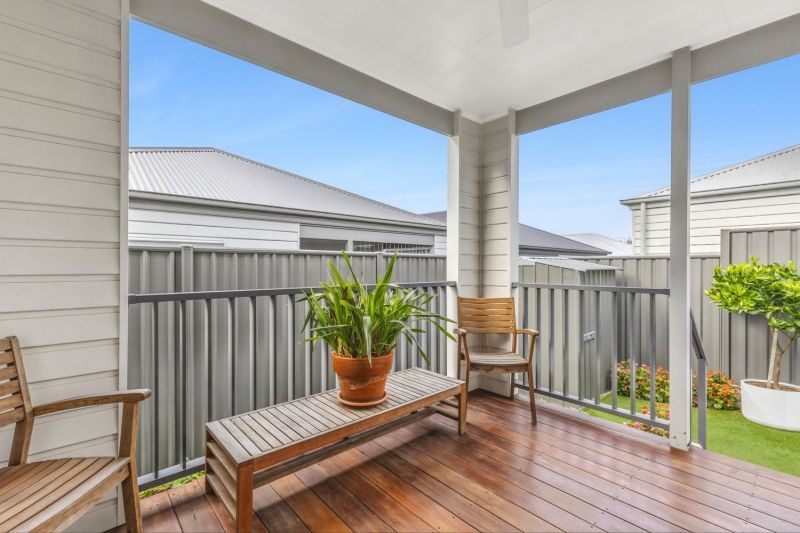 Lifestyle Communities Mount Duneed - Prime corner block, stylish Patterson home