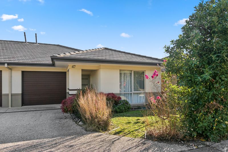 Freshly Updated Villa Steps from Village Life