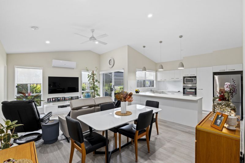 Spacious Three-Bedroom Home Backing onto Parklands