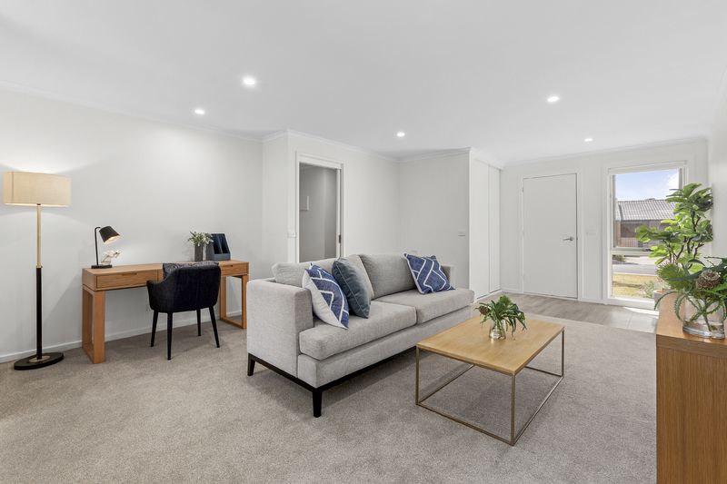 Modern Light-Filled Unit with Study and Stylish Finishes