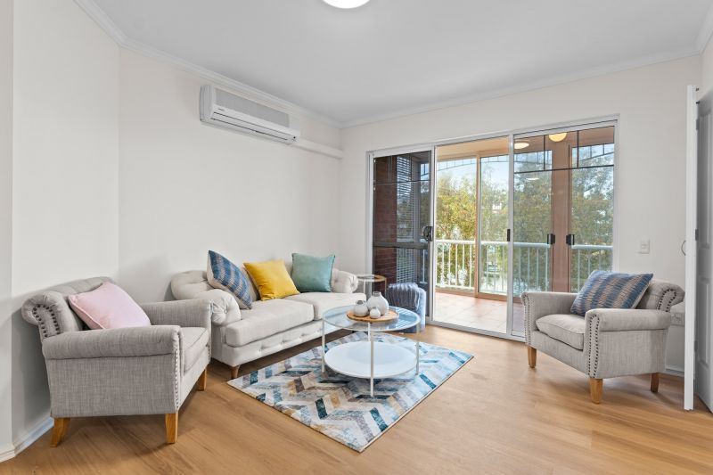 Three Bedroom Retirement Home, Don't Miss Out.....