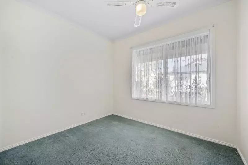 Neat, Tidy & Brimming with Charm!