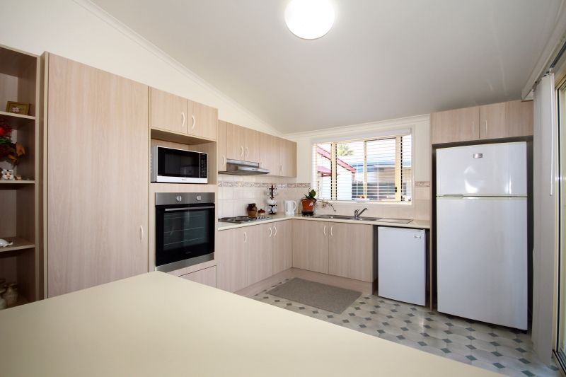 Palm Lake Resort - Banora Point, Over 50's Pet friendly Lifestyle village