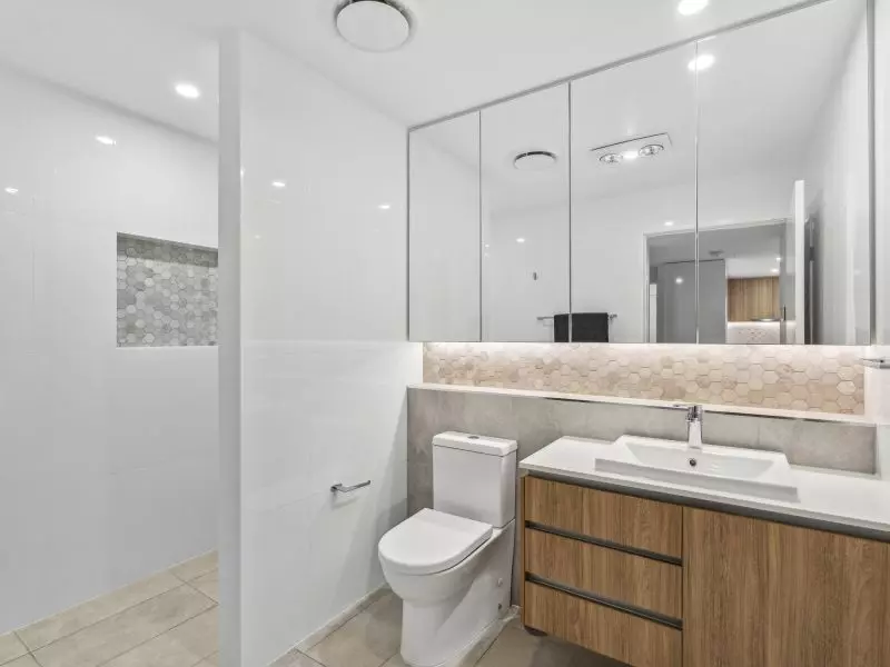 Ground-floor two-bedroom apartment