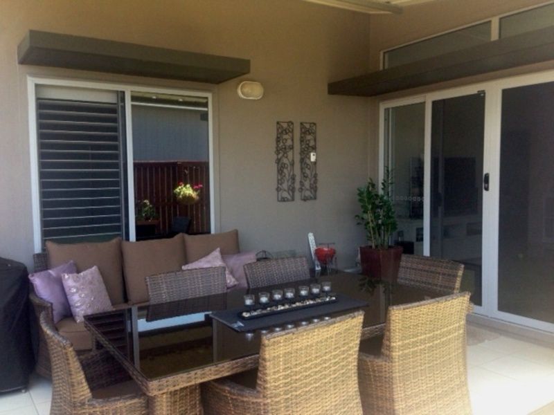 Tasteful Modern Elegance