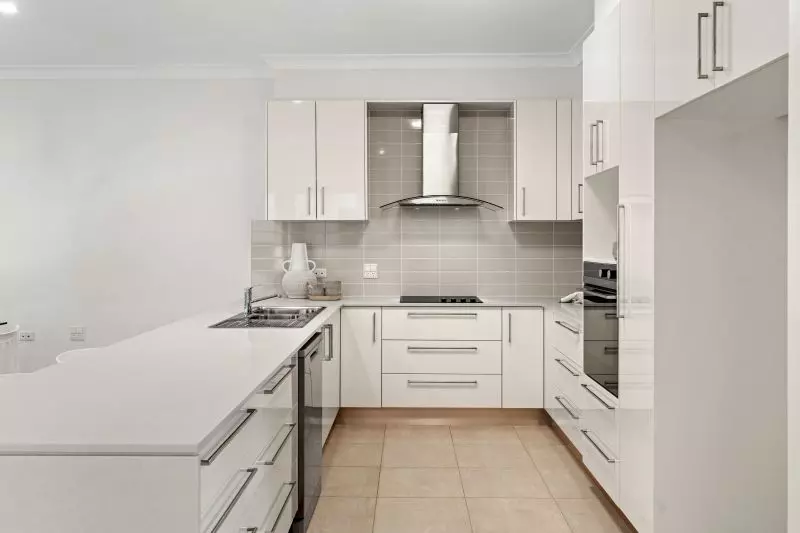 Centrally located villa with easy walk to all village facilities.