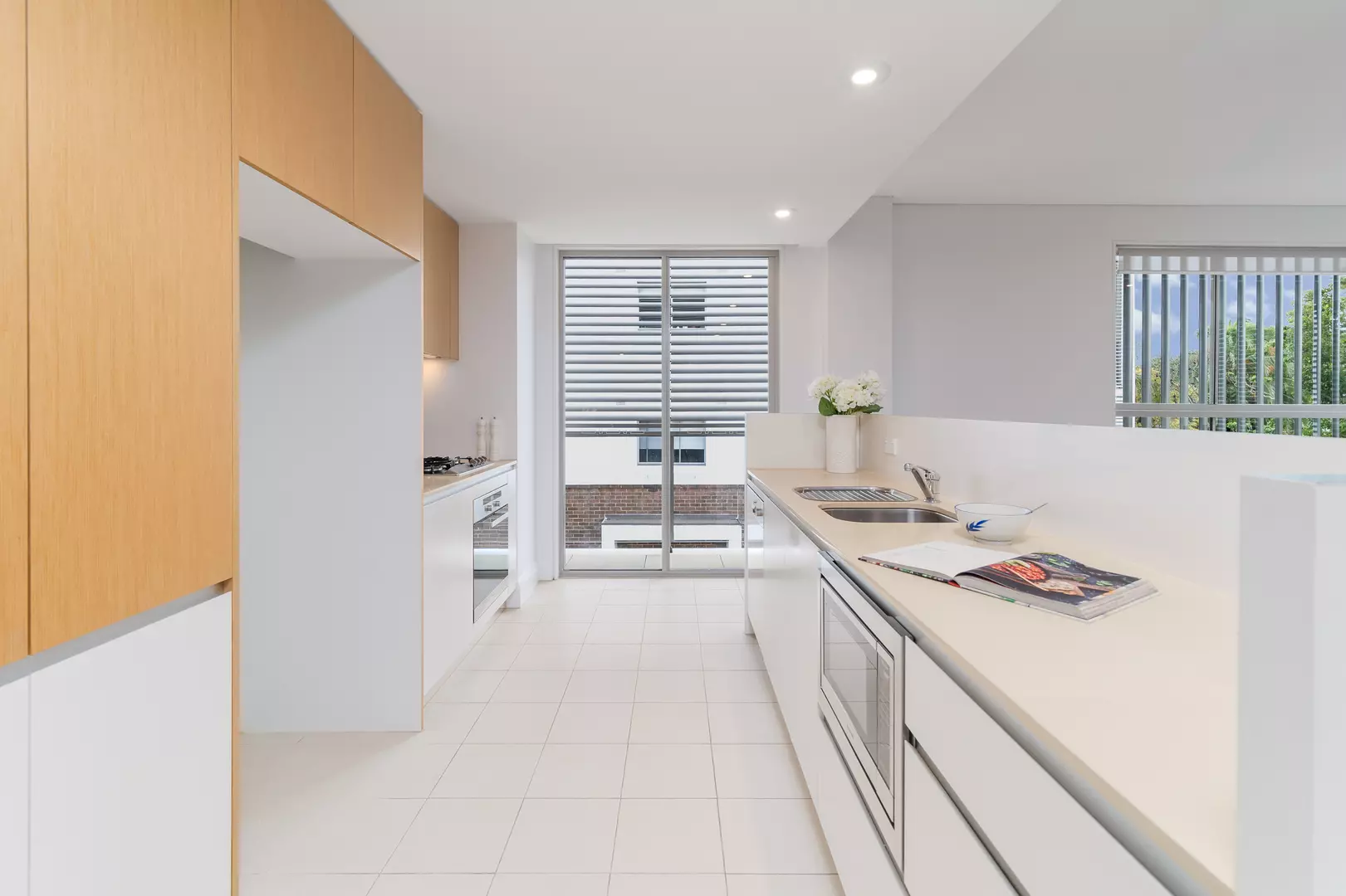 Elevated North-Facing 3 bedroom 2 Bathroom Apartment at The Woniora